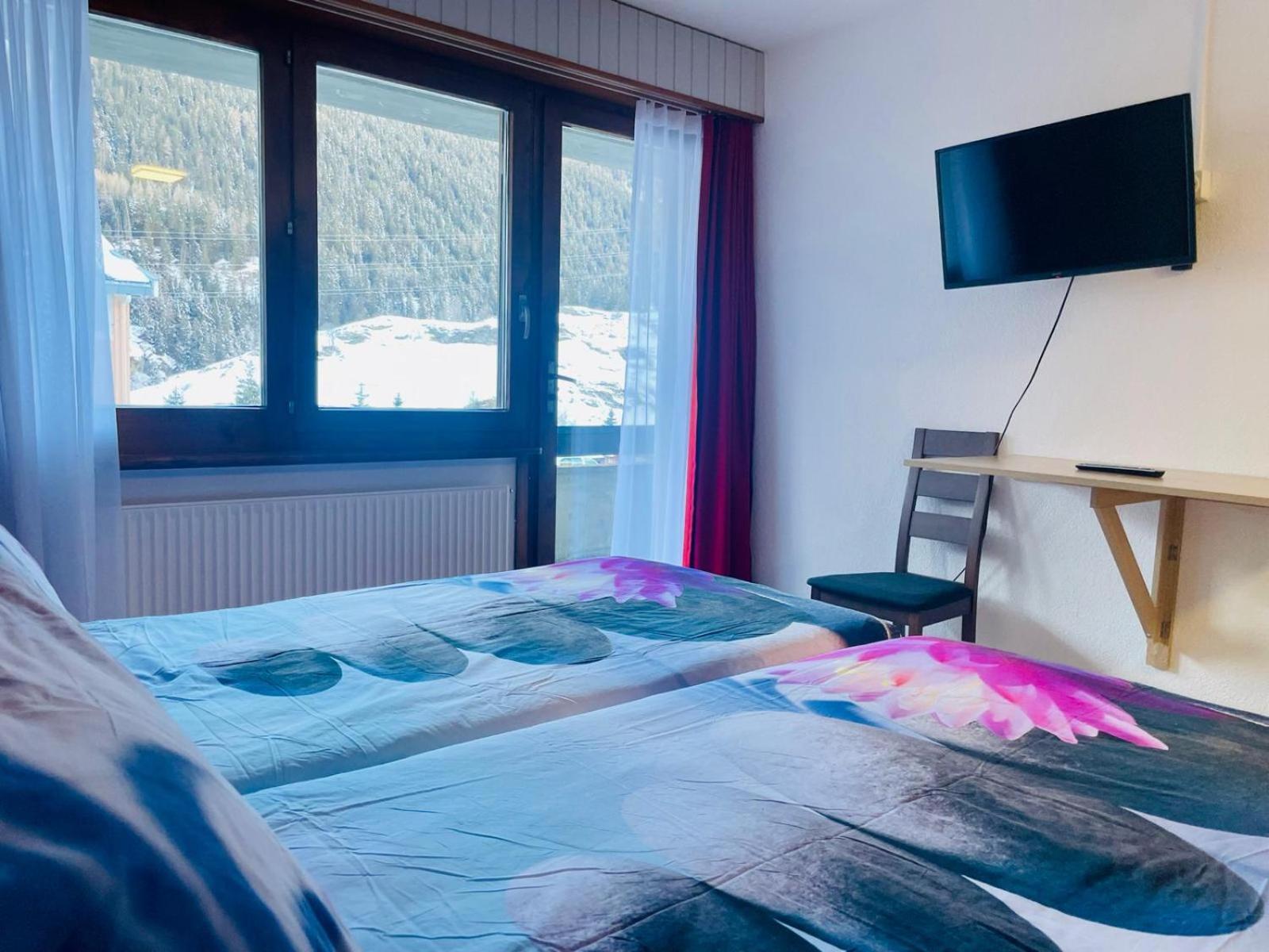Auberge Des Charmettes Bourg-Saint-Pierre Eksteriør billede